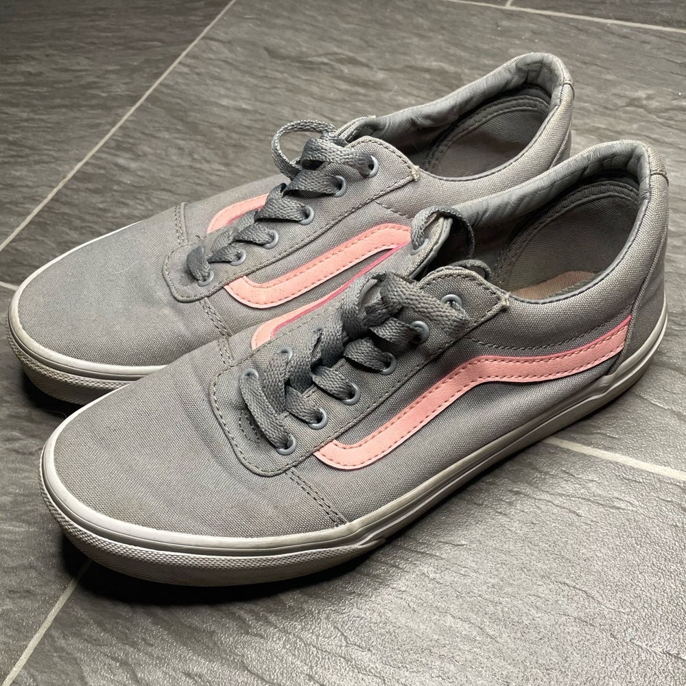 𝅺VAN’S Missy Size 5